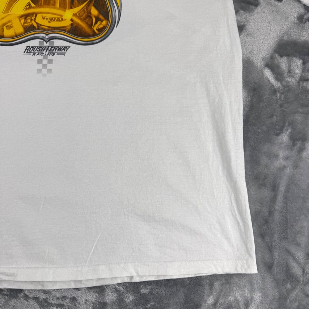 Vintage Matt Kenseth NASCAR T Shirt Mens 2XL White DeWalt Roush Fenway Racing 17 - Picture 10 of 16